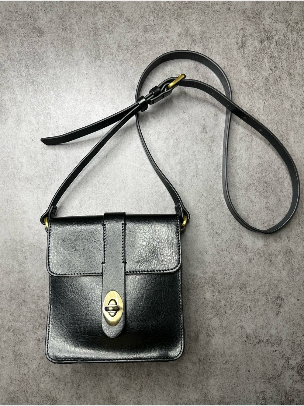 Kelsi Dagger Brooklyn Black Leather Crossbody Bag Gold Turn Lock